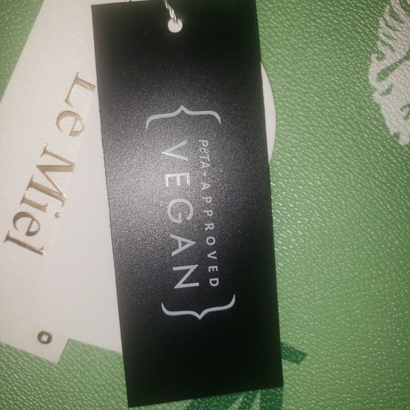LE MIEL 2 FOR 1 VEGAN TOTE & WALLET SET NWT. - Picture 10 of 11